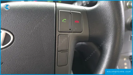HYUNDAI STAREX 3-SEATER VAN