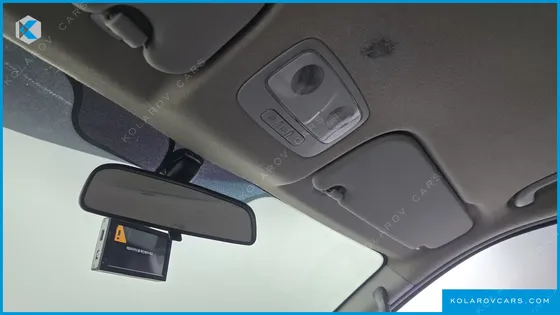 HYUNDAI STAREX 3-SEATER VAN