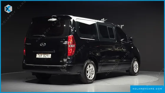 HYUNDAI STAREX 12-SEATER WAGON