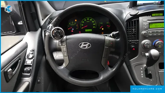 HYUNDAI STAREX 12-SEATER WAGON