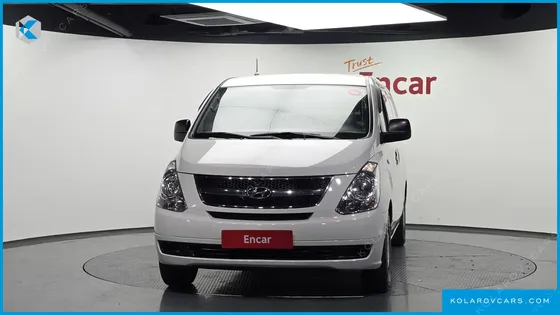 HYUNDAI STAREX 3-SEATER VAN