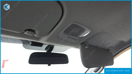HYUNDAI STAREX 3-SEATER VAN