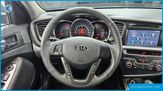 KIA K5 2.0 DELUXE
