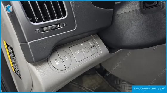 HYUNDAI STAREX WAGON 12-SEATER
