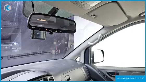 HYUNDAI STAREX WAGON 12-SEATER