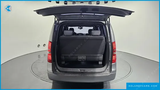 HYUNDAI STAREX WAGON 12-SEATER