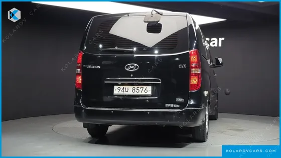 HYUNDAI STAREX 3-SEATER VAN