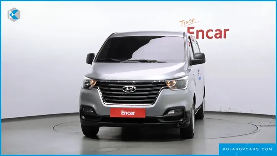 HYUNDAI STAREX VAN 3-SEATER