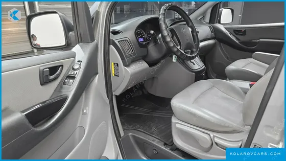 HYUNDAI STAREX WAGON 11-SEATER