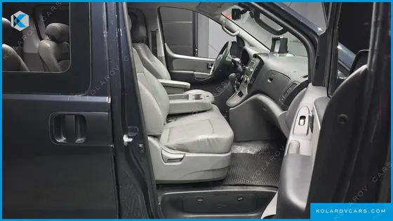 HYUNDAI STAREX 12-SEATER WAGON