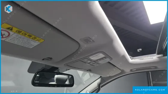HYUNDAI STAREX 12-SEATER WAGON