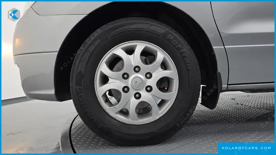HYUNDAI STAREX 12-SEATER WAGON