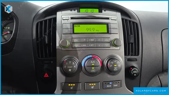 HYUNDAI STAREX 12-SEATER WAGON