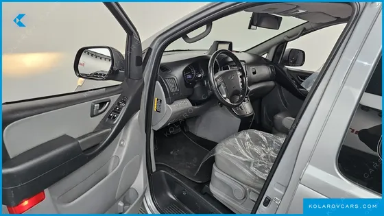 HYUNDAI STAREX URBAN 9-SEATER