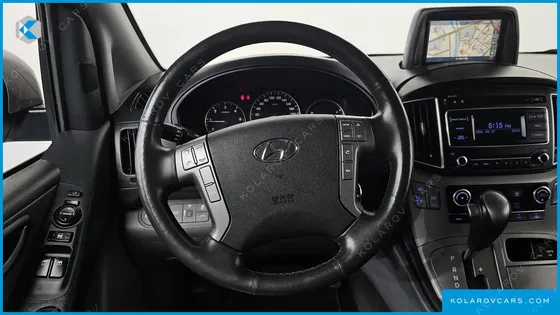 HYUNDAI STAREX URBAN 9-SEATER