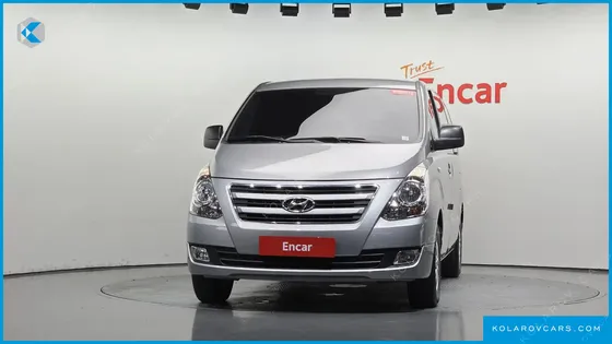 HYUNDAI STAREX 3-SEATER VAN