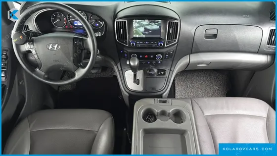 HYUNDAI STAREX 4WD WAGON 12-SEATER