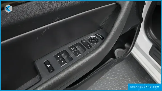 HYUNDAI SONATA 2.0 SMART