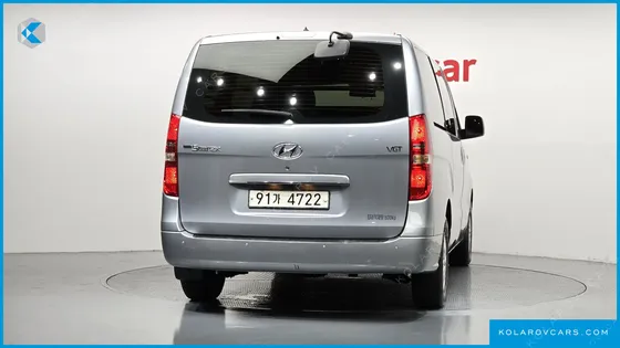 HYUNDAI STAREX VAN 3-SEATER