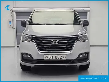 HYUNDAI STAREX 4WD WAGON 12-SEATER