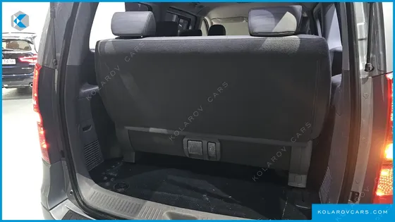 HYUNDAI STAREX 12-SEATER LPI WAGON