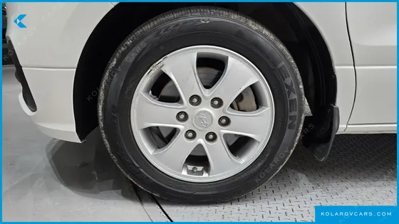 HYUNDAI STAREX WAGON 12-SEATER
