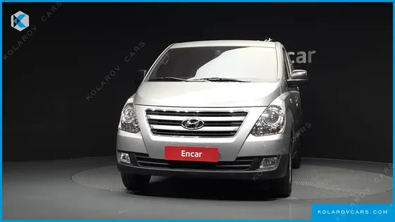 HYUNDAI STAREX 5-SEATER VAN