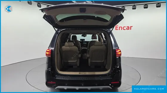 KIA CARNIVAL 9-SEATER PRSTIGE