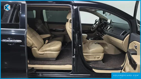 KIA CARNIVAL 9-SEATER PRSTIGE