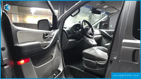 HYUNDAI STAREX 11-SEATER WAGON HVX