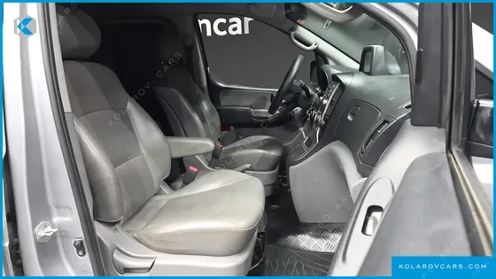 HYUNDAI STAREX 11-SEATER WAGON HVX