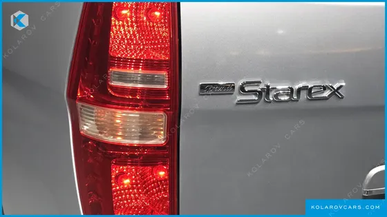 HYUNDAI STAREX 11-SEATER WAGON HVX