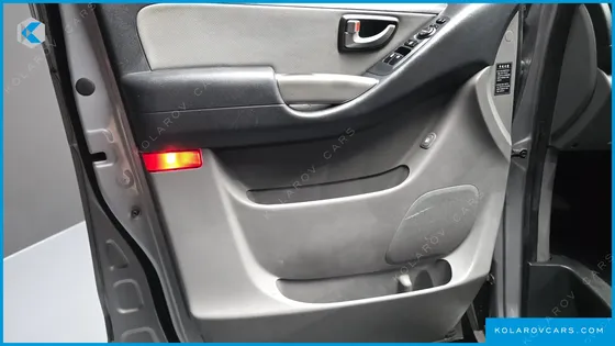 HYUNDAI STAREX 11-SEATER WAGON HVX