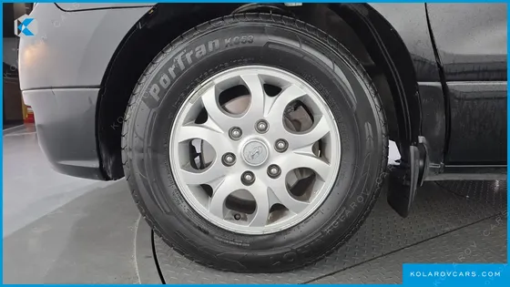 HYUNDAI STAREX 3-SEATER VAN