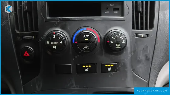 HYUNDAI STAREX 3-SEATER VAN