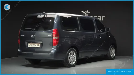 HYUNDAI STAREX WAGON 12-SEATER