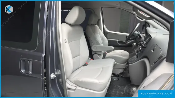 HYUNDAI STAREX WAGON 12-SEATER
