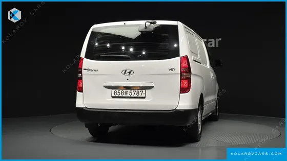 HYUNDAI STAREX VAN 3-SEATER