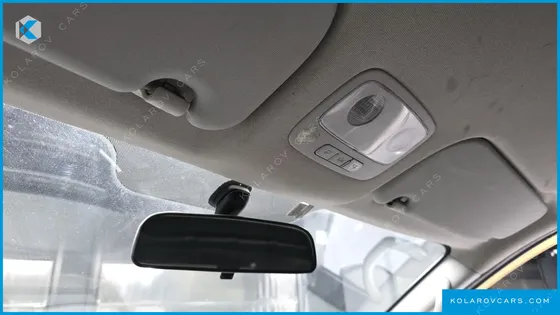 HYUNDAI STAREX VAN 3-SEATER