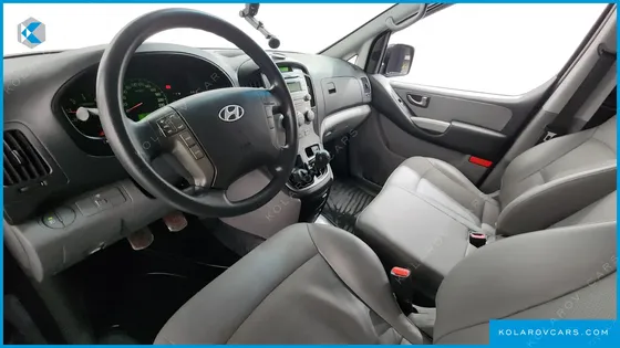 HYUNDAI STAREX 3-SEATER VAN