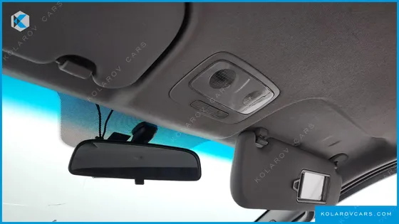 HYUNDAI STAREX 3-SEATER VAN