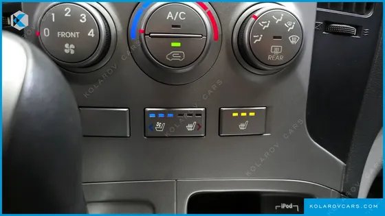 HYUNDAI STAREX 5-SEATER VAN