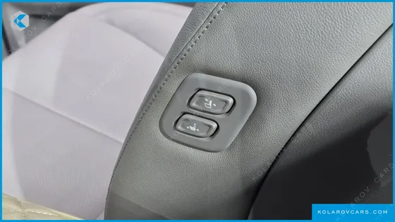 KIA CARNIVAL 7-SEATER LIMOUSINE