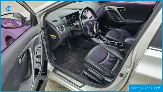 HYUNDAI ELANTRA (AVANTE) 1.6 GDI SMART