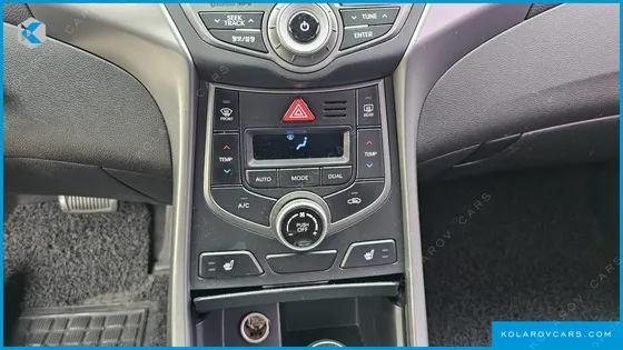 HYUNDAI ELANTRA (AVANTE) 1.6 GDI SMART