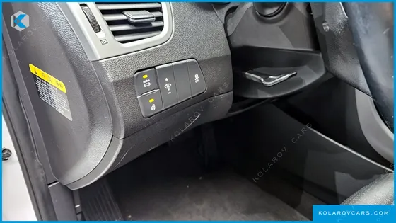 HYUNDAI ELANTRA (AVANTE) 1.6 GDI MODERN