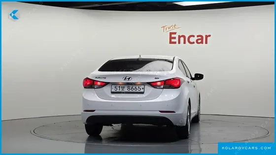 HYUNDAI ELANTRA (AVANTE) 1.6 GDI SMART