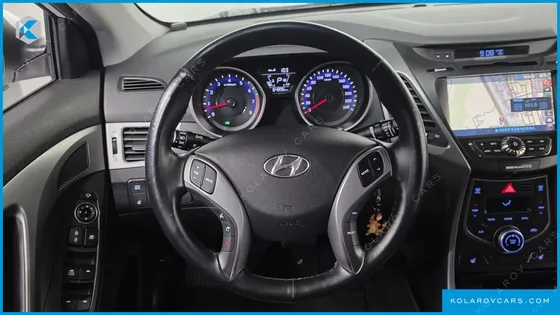 HYUNDAI ELANTRA (AVANTE) 1.6 GDI SMART