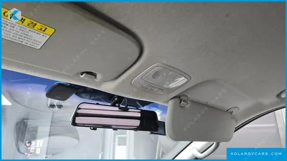 HYUNDAI STAREX 3-SEATER VAN