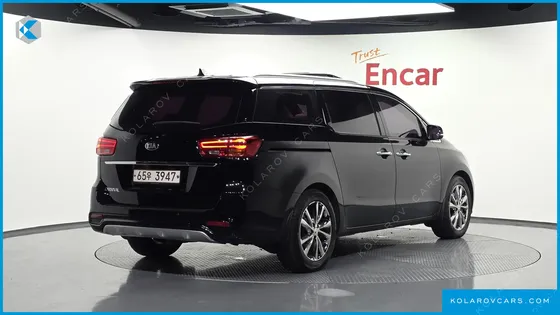 KIA CARNIVAL 9-SEATER PRSTIGE